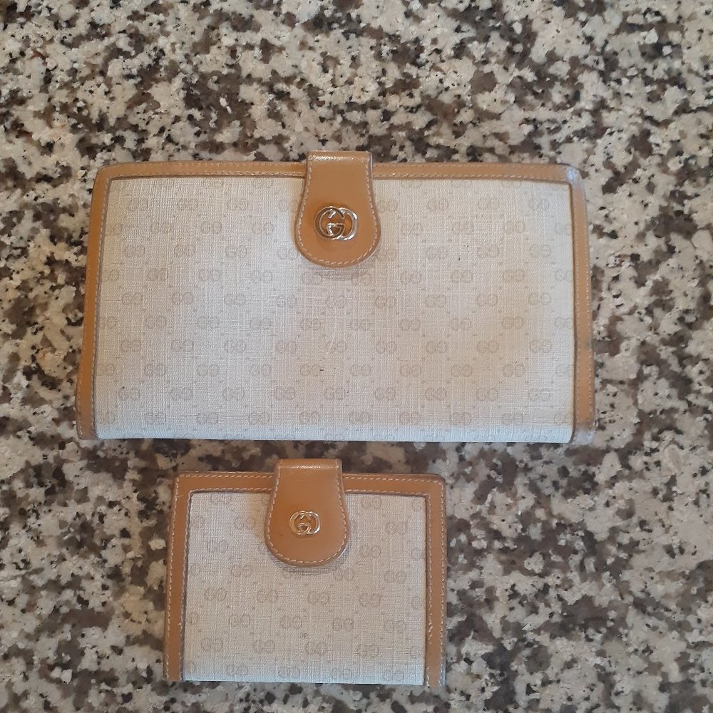 COPY - vintage gucci wallet set